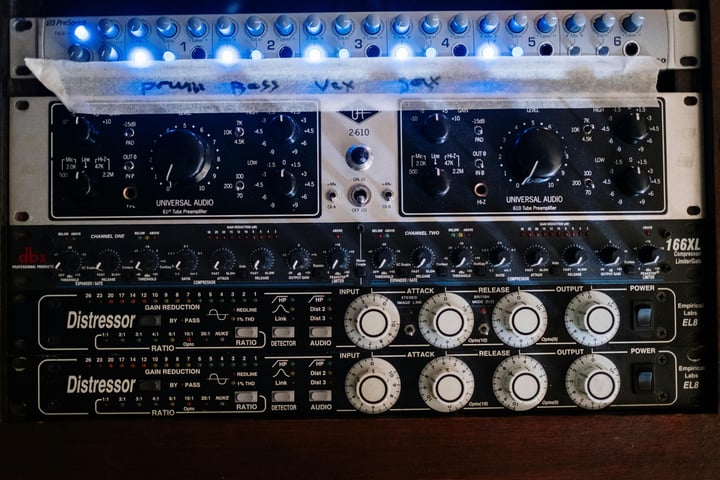 Analog compressors in a rack